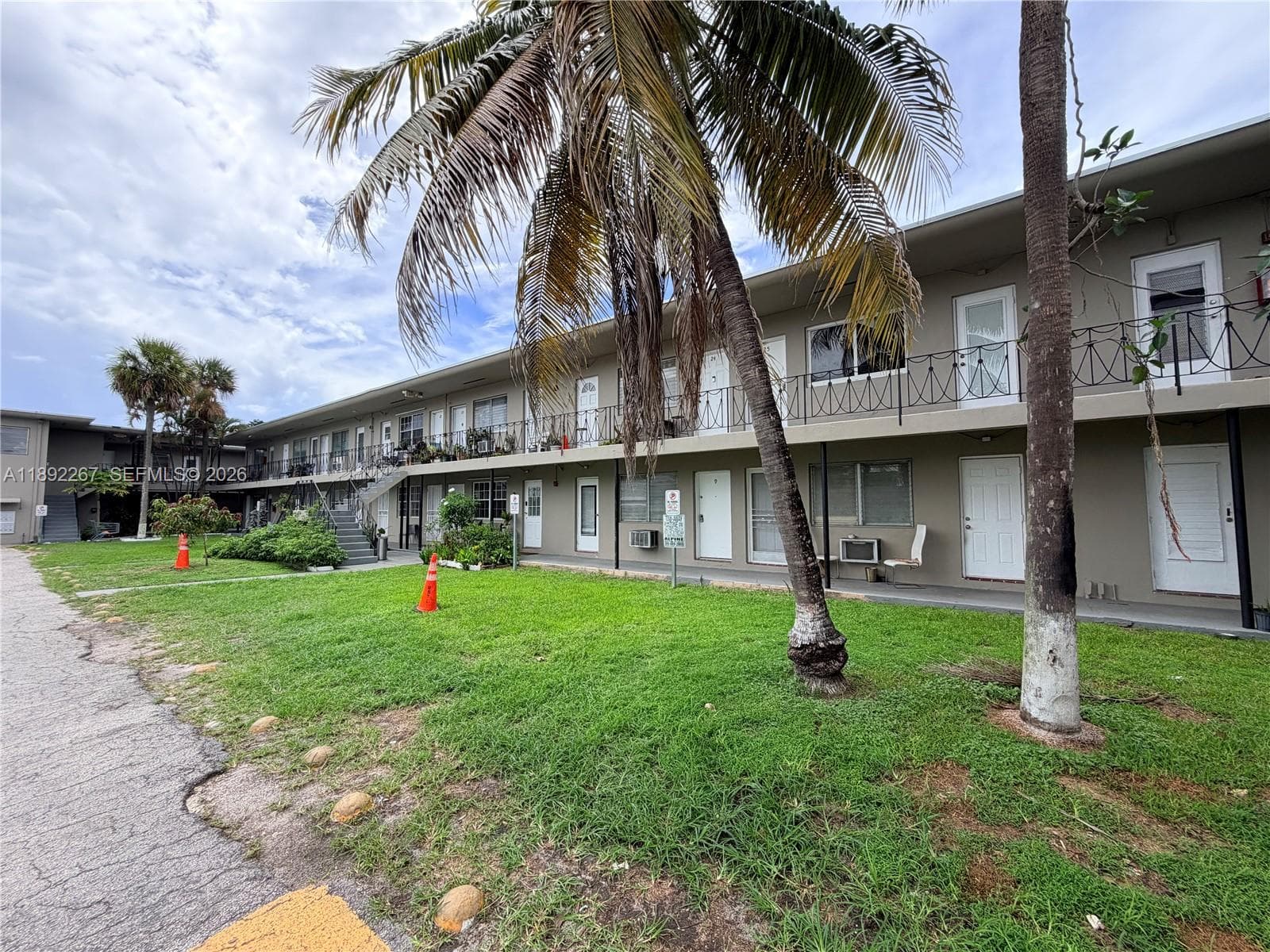 70 NW 77th St # 11, Miami FL 33150