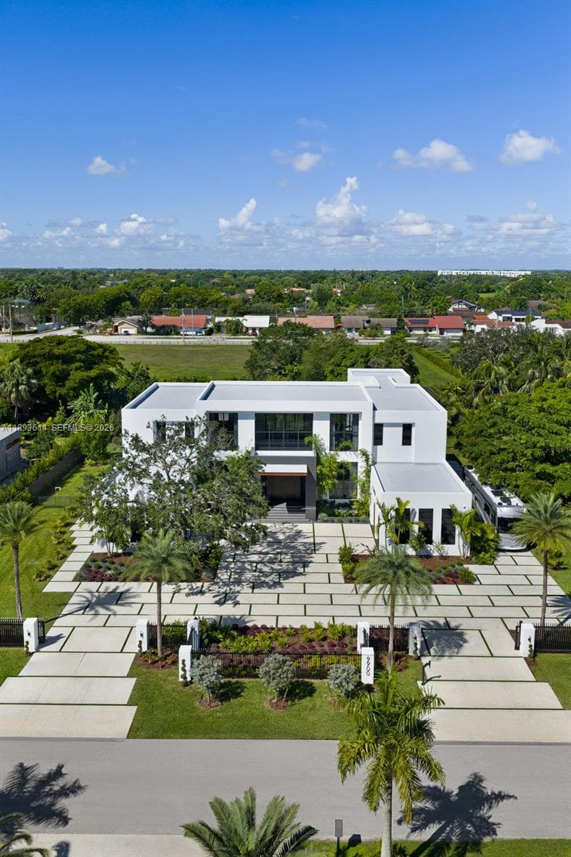 9900 SW 125th Ave, Miami FL 33186