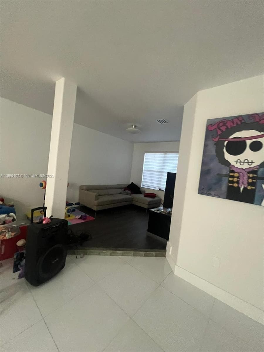 11281 NW 84th St, Doral FL 33178