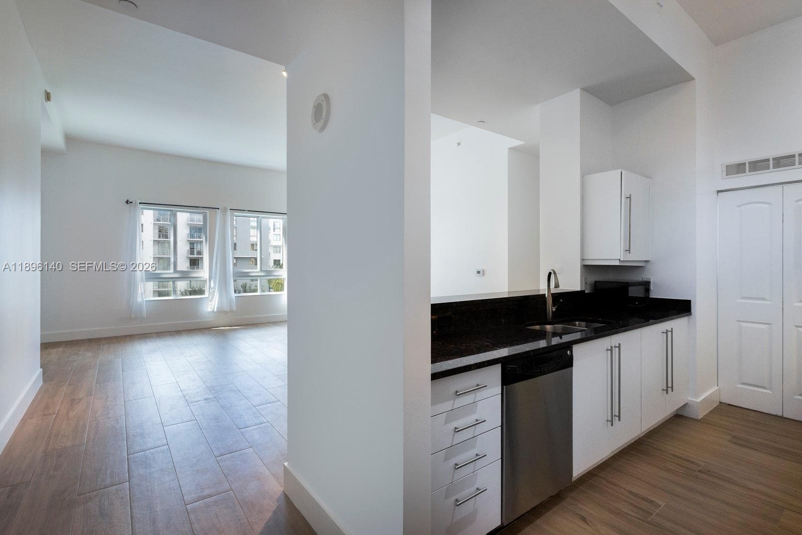 7350 SW 89th St # 514S, Miami FL 33156