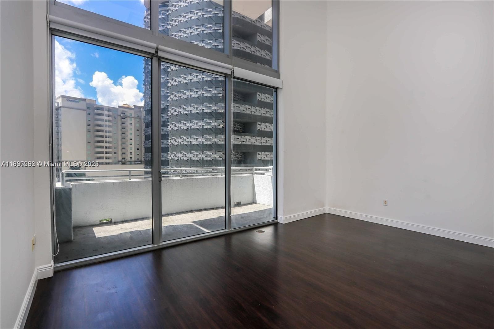 1050 Brickell Ave # 414, Miami FL 33131