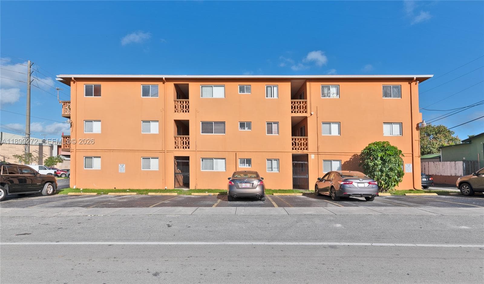 2330 NW 11th St # 46, Miami FL 33125