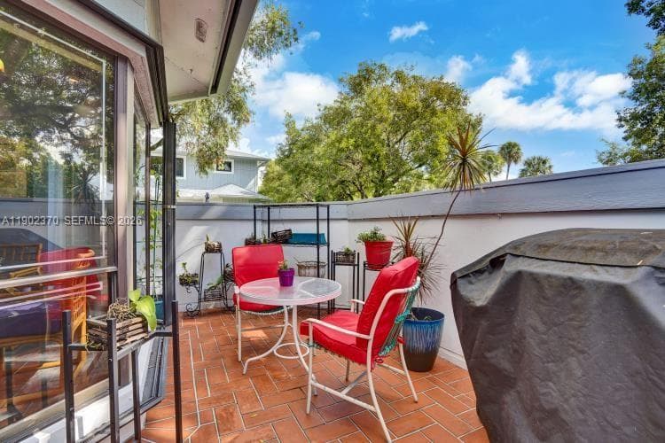 10026 NW 52nd Ter, Doral FL 33178