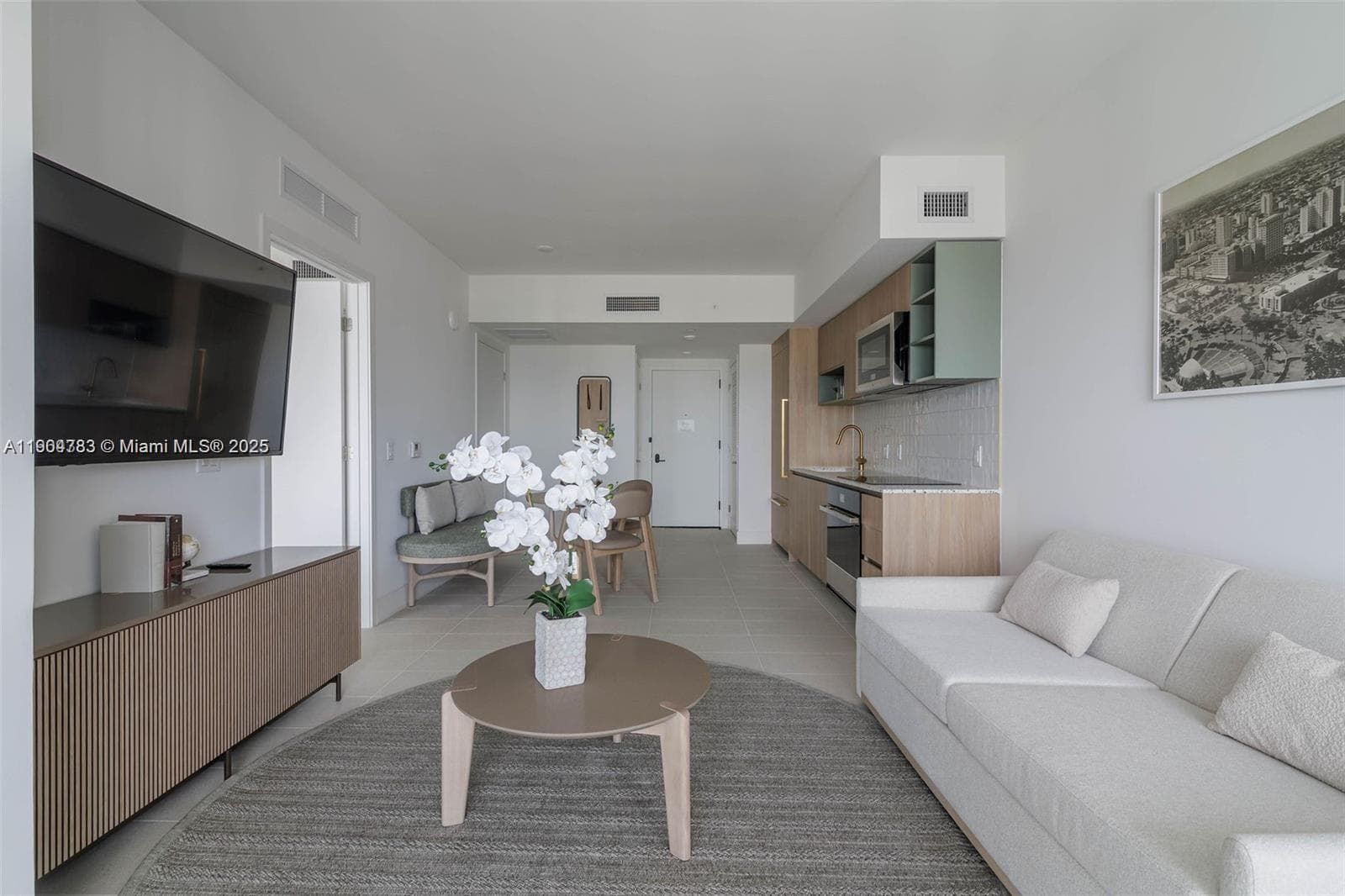 159 NE 6th St # 3404, Miami FL 33132