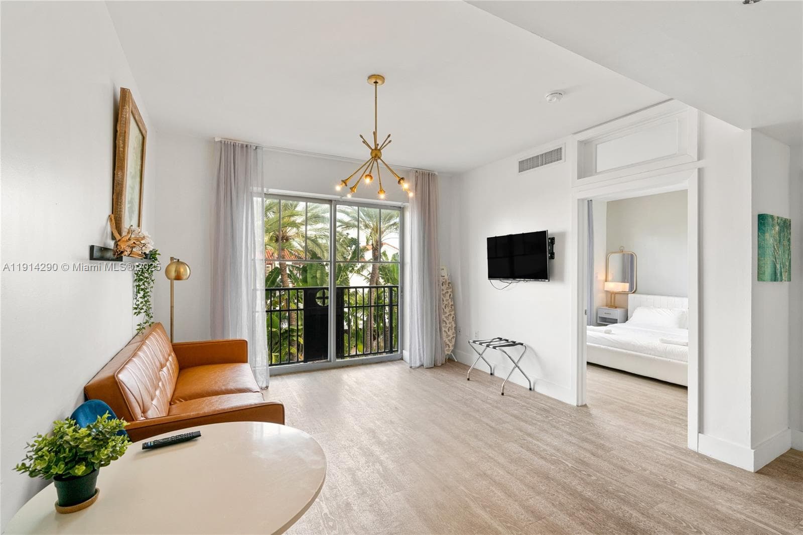 1060 Ocean Dr # D307, Miami Beach FL 33139
