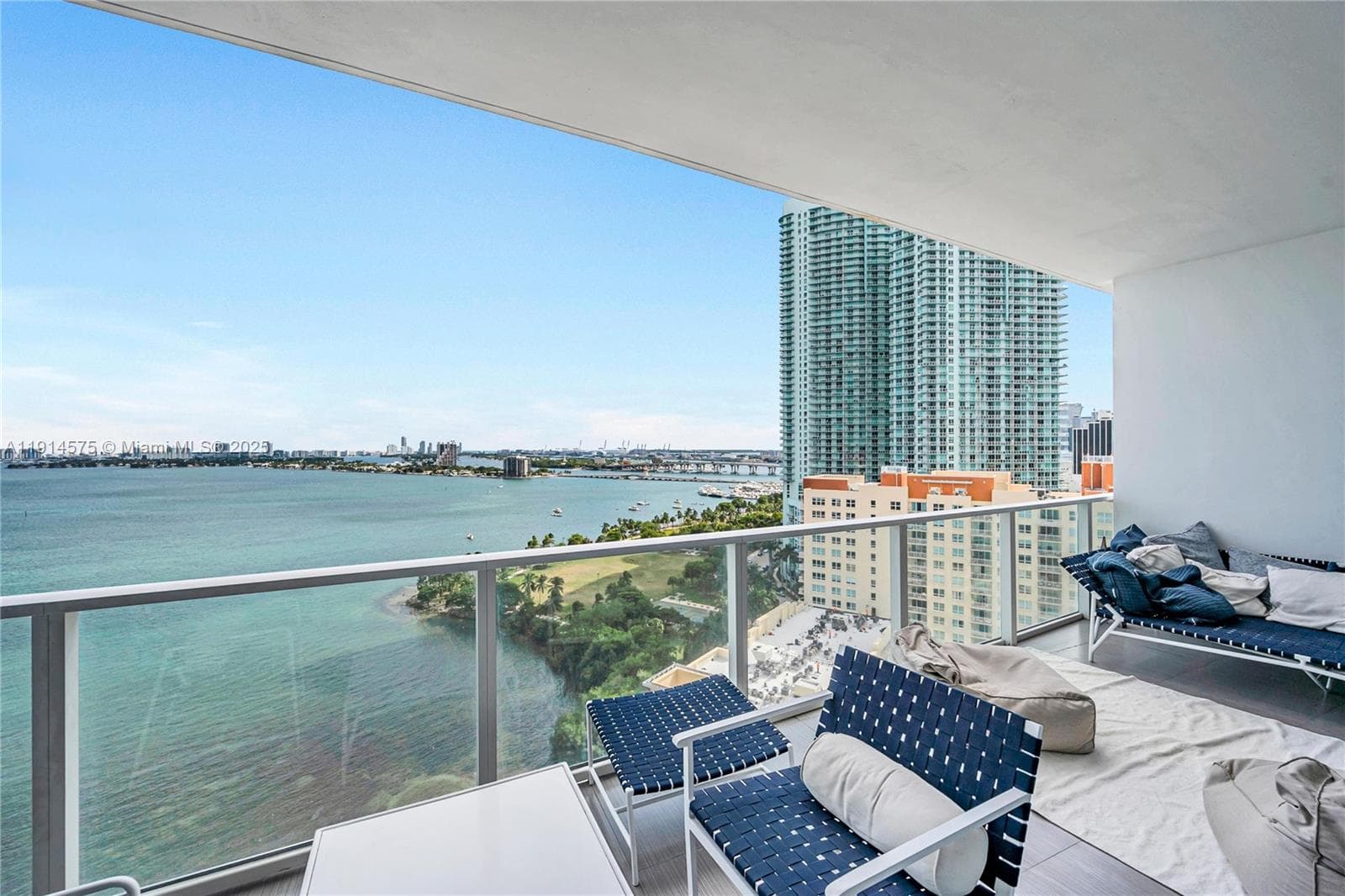 2020 N Bayshore Dr # 1906, Miami FL 33137