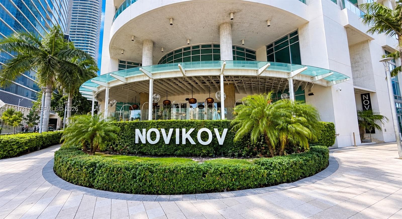 300 S Biscayne Blvd # 2407, Miami FL 33131
