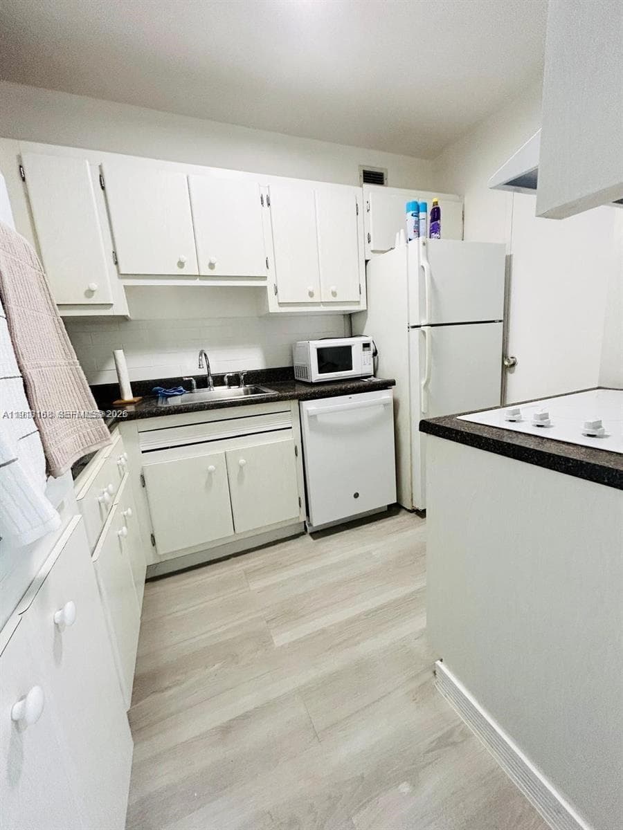 100 Lincoln Rd # 535, Miami Beach FL 33139