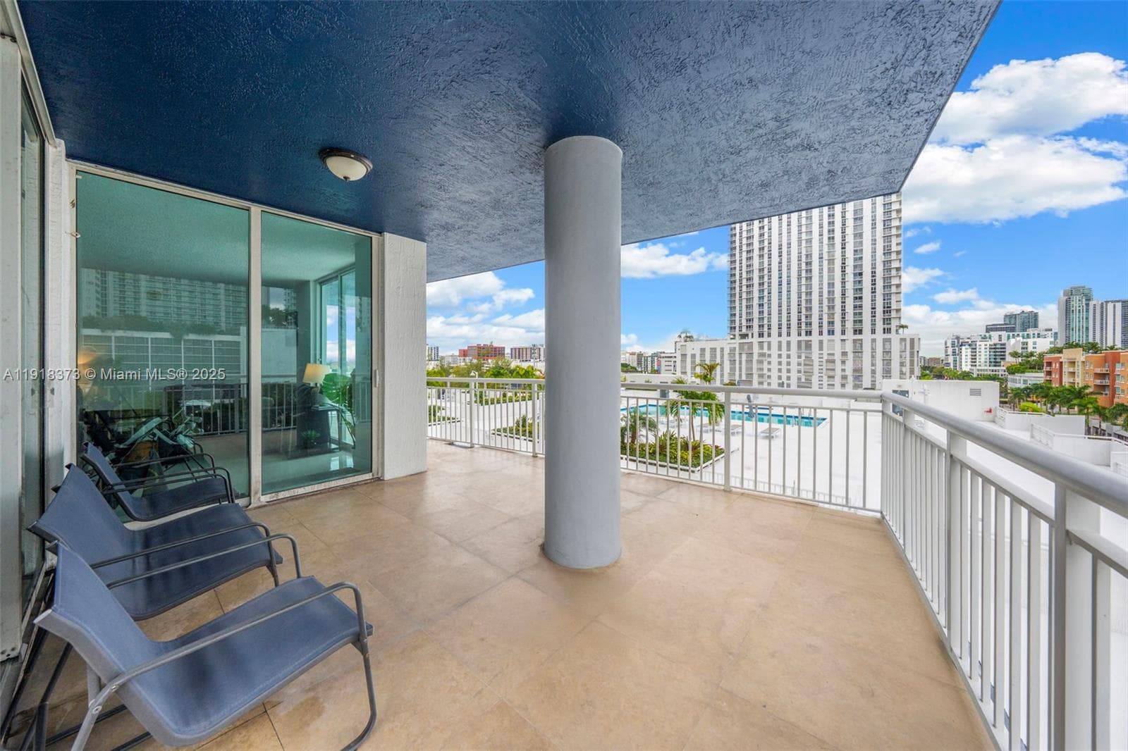 275 NE 18th St # 708, Miami FL 33132