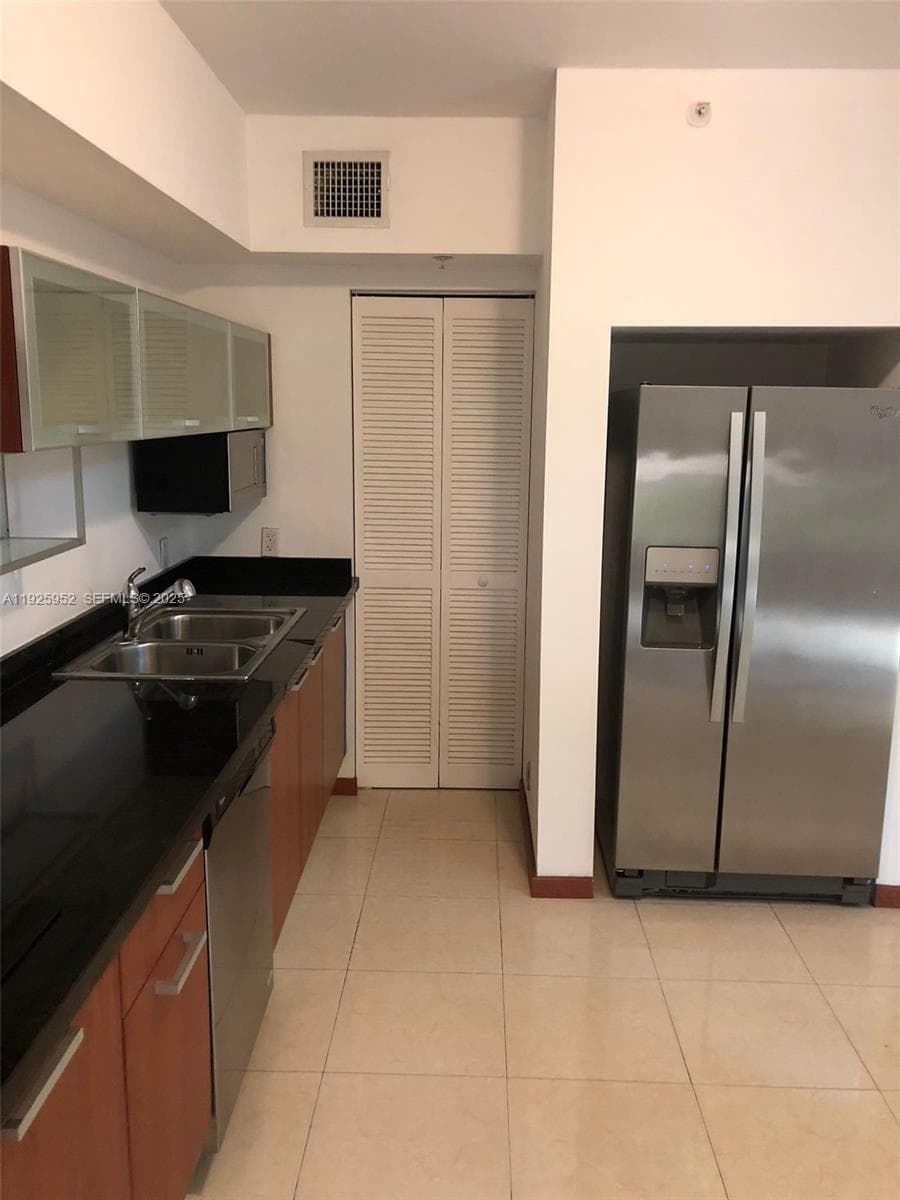 1650 Brickell Ave # 111, Miami FL 33129