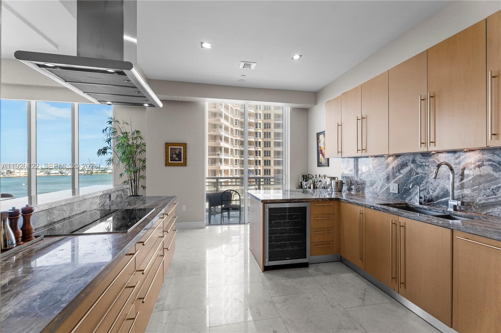 900 Brickell Key Blvd # 803, Miami FL 33131