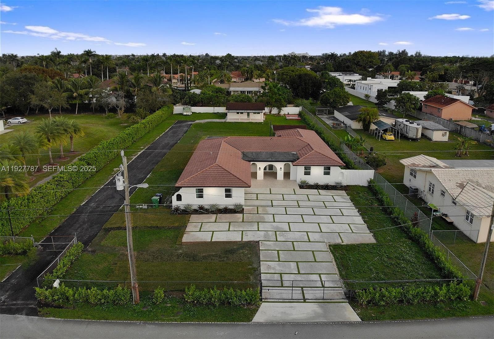 3801 SW 132nd Ave, Miami FL 33175