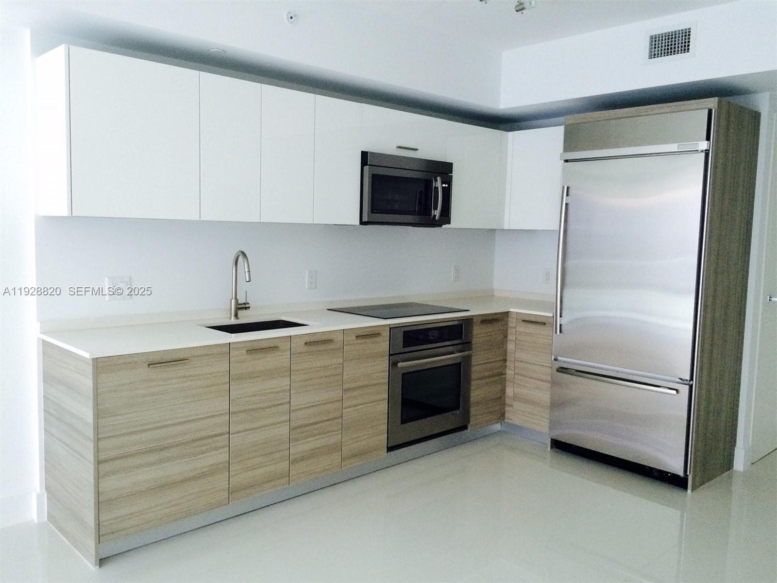 1300 BRICKELL BAY DR # 1100, Miami FL 33131