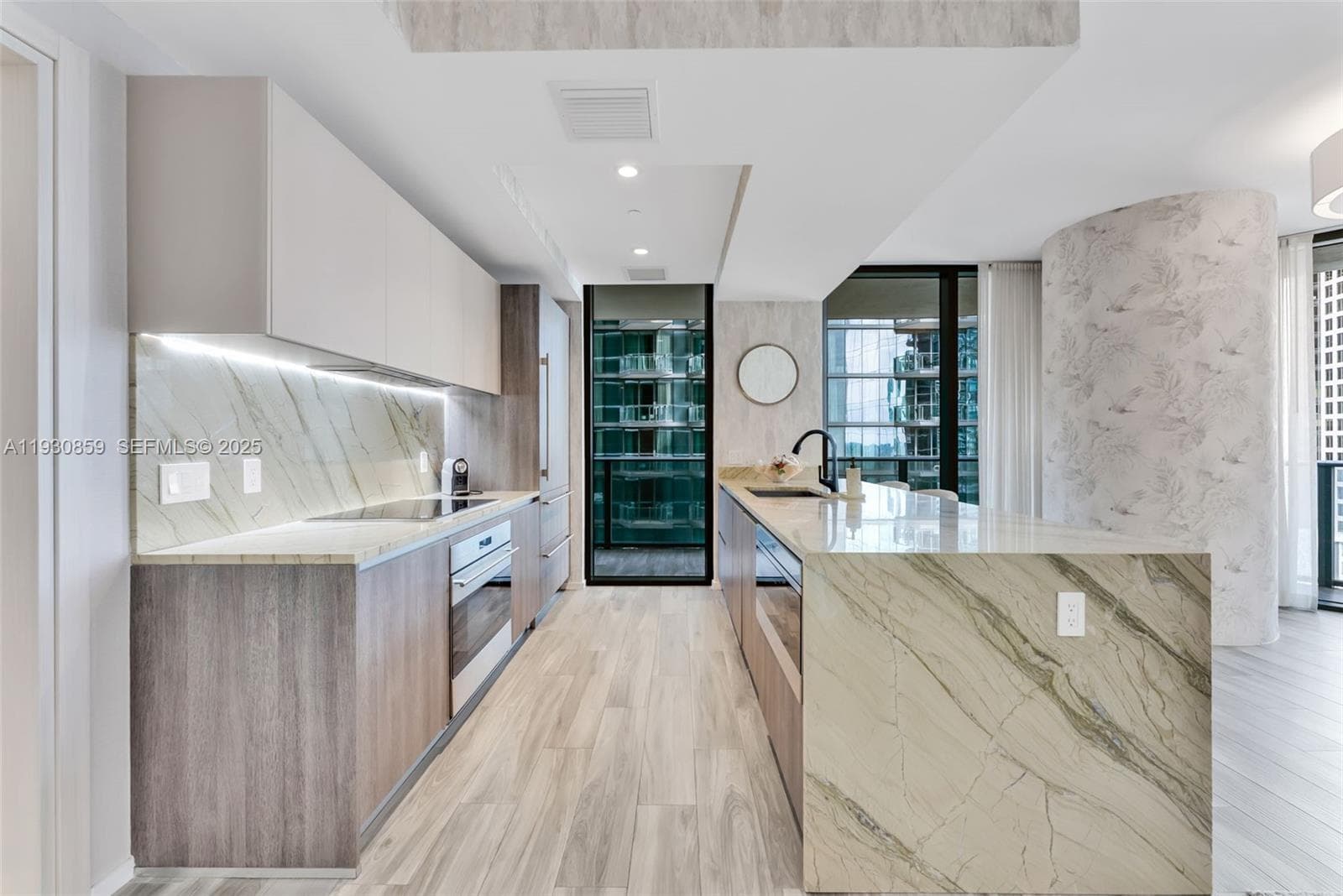 801 S Miami Ave # 1805, Miami FL 33130