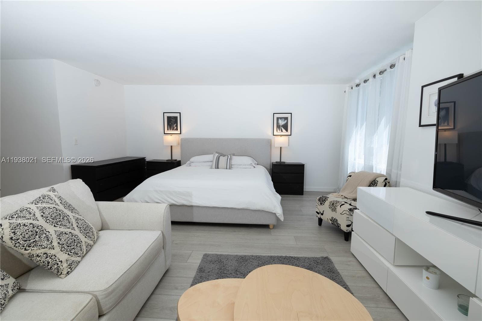 2301 Collins Ave # 423, Miami Beach FL 33139