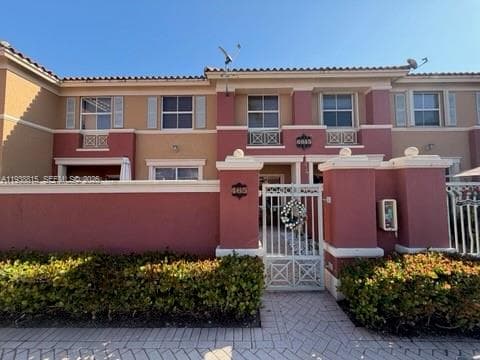 6015 NW 116th Pl # 465, Doral FL 33178