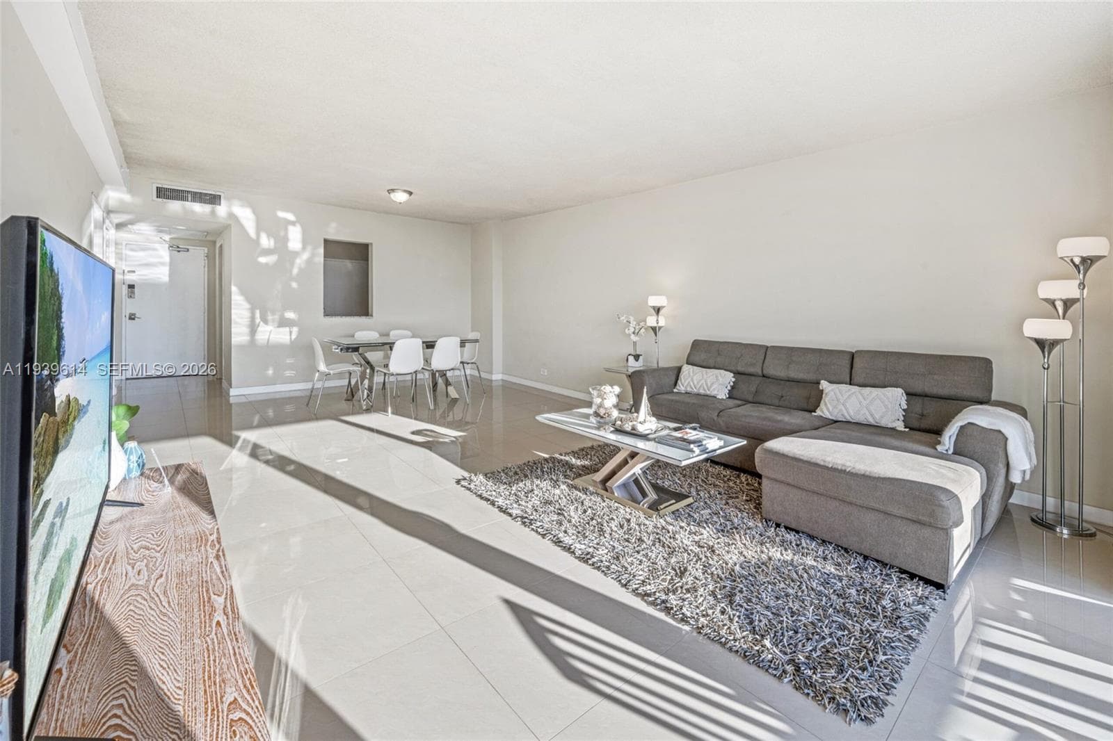5601 Collins Ave # 1618, Miami Beach FL 33140