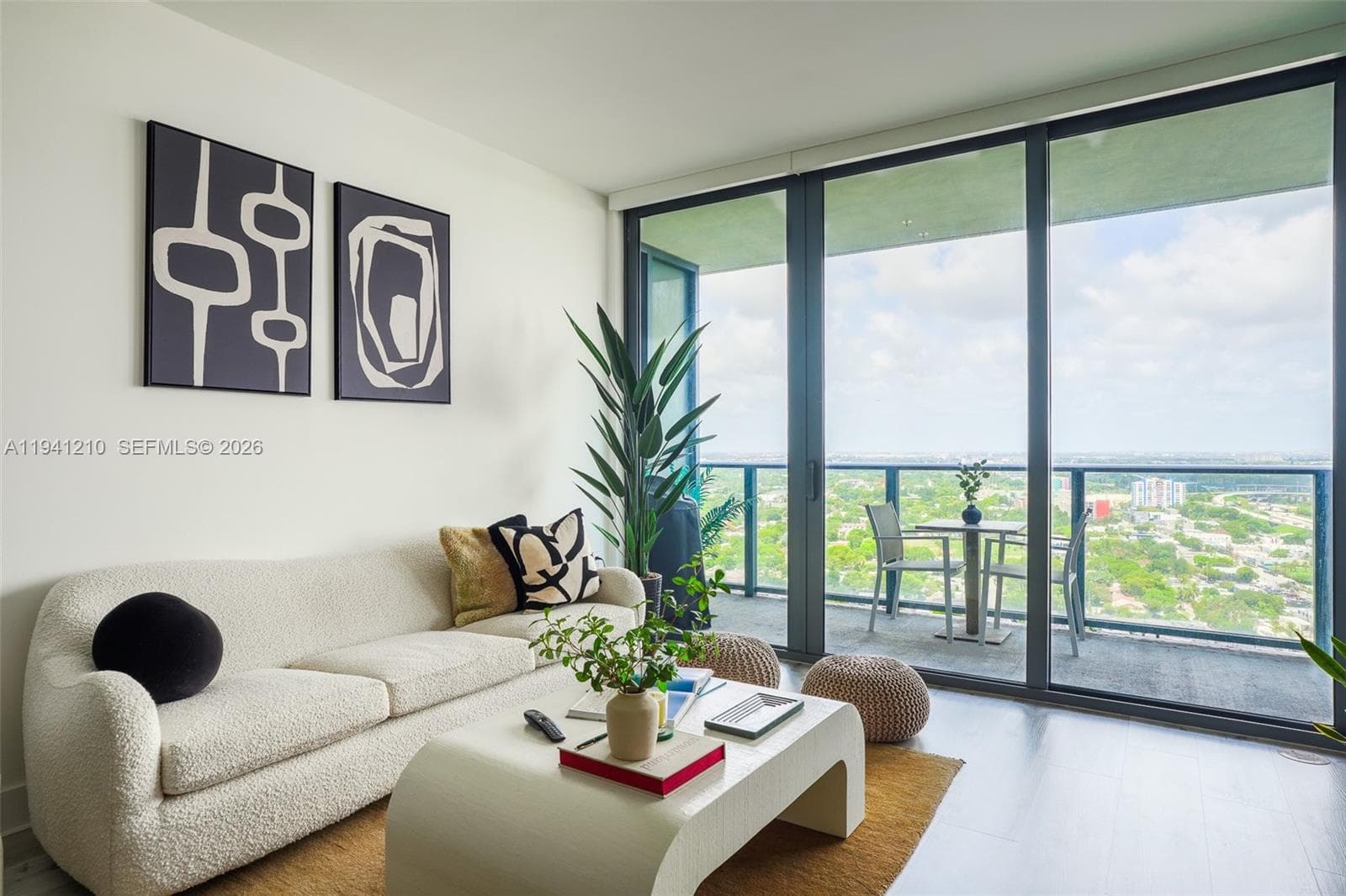 121 NE 34th St # 2711, Miami FL 33137