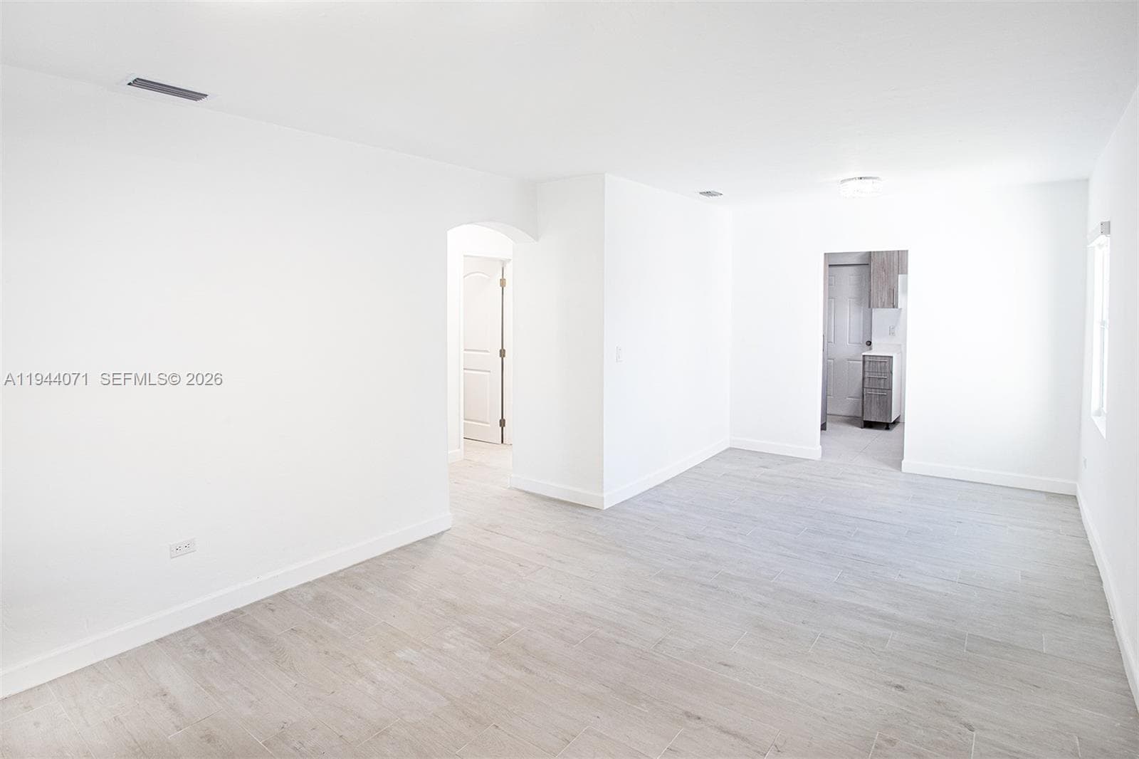 2620 SW 9th St, Miami FL 33135
