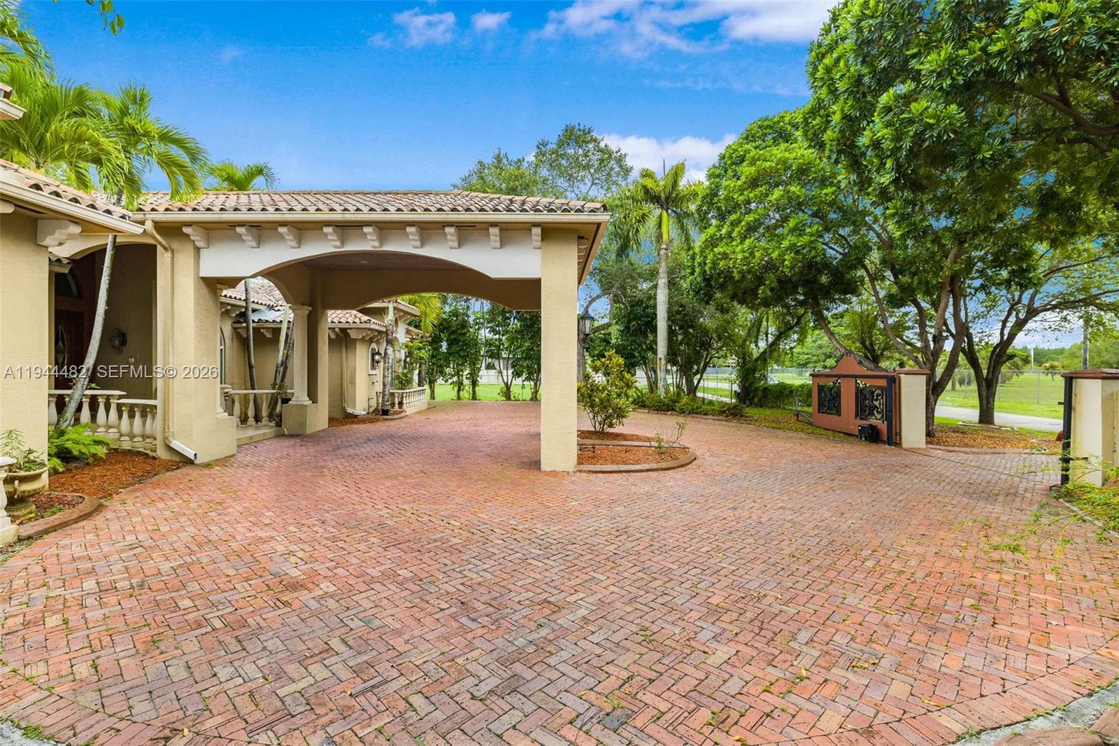 7761 SW 122nd Ave, Miami FL 33183