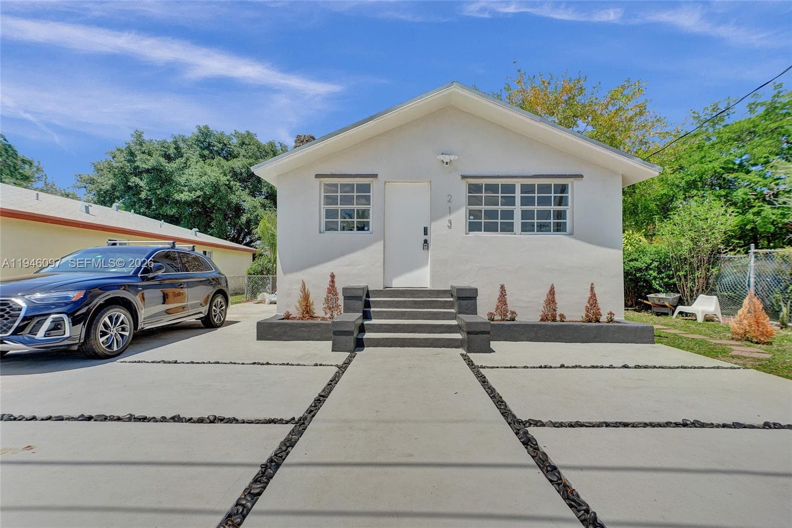 213 NW 34th Ter, Miami FL 33127