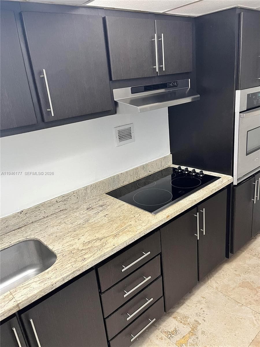 1000 West Ave # 1006, Miami Beach FL 33139