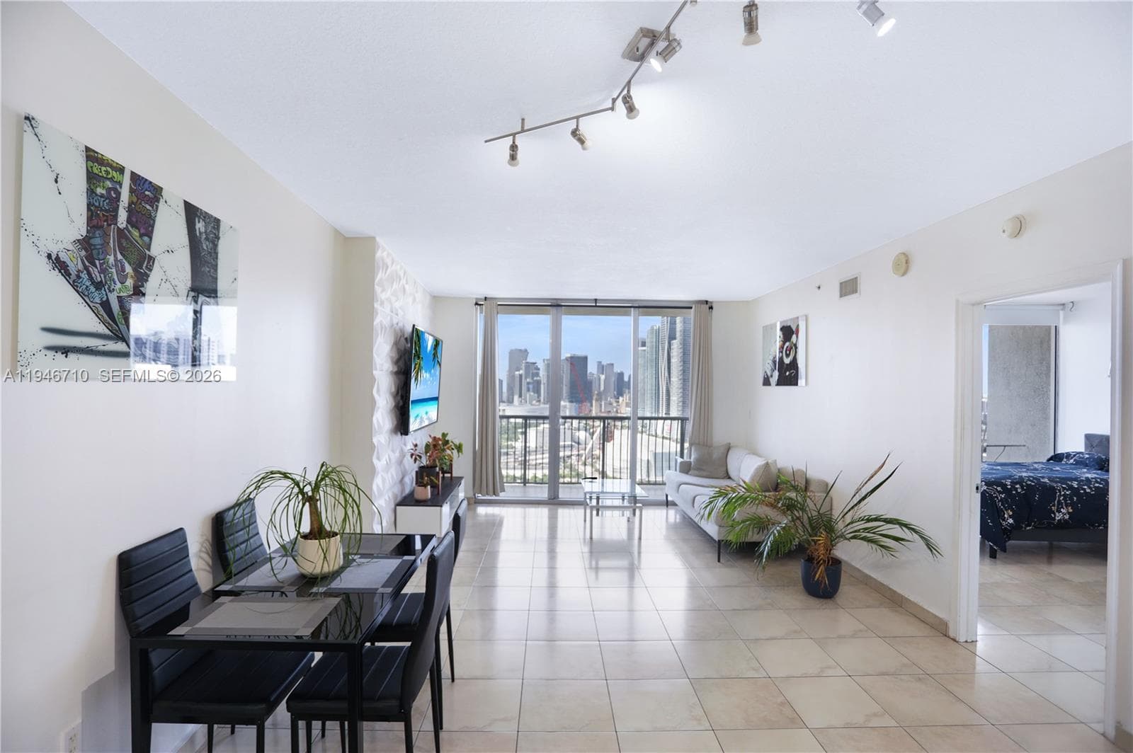 1750 N Bayshore Dr # 3210, Miami FL 33132
