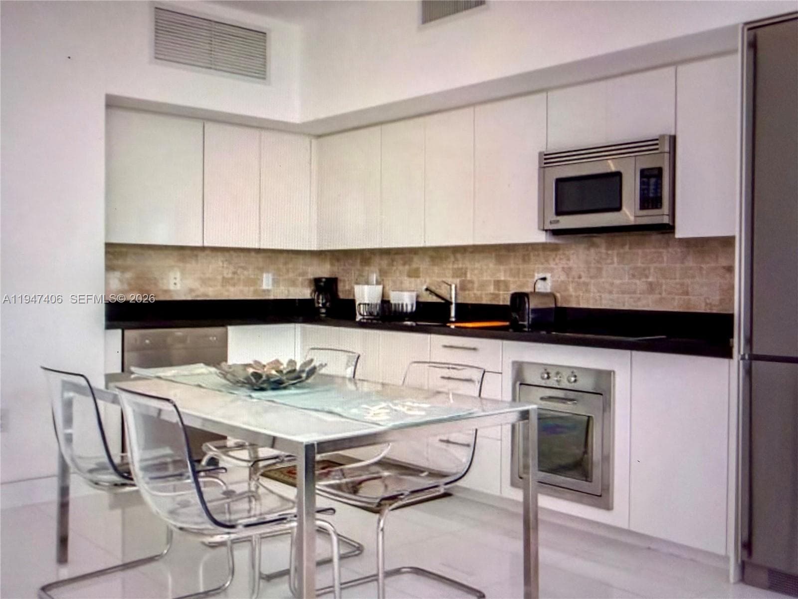 92 SW 3rd St # 4309, Miami FL 33130