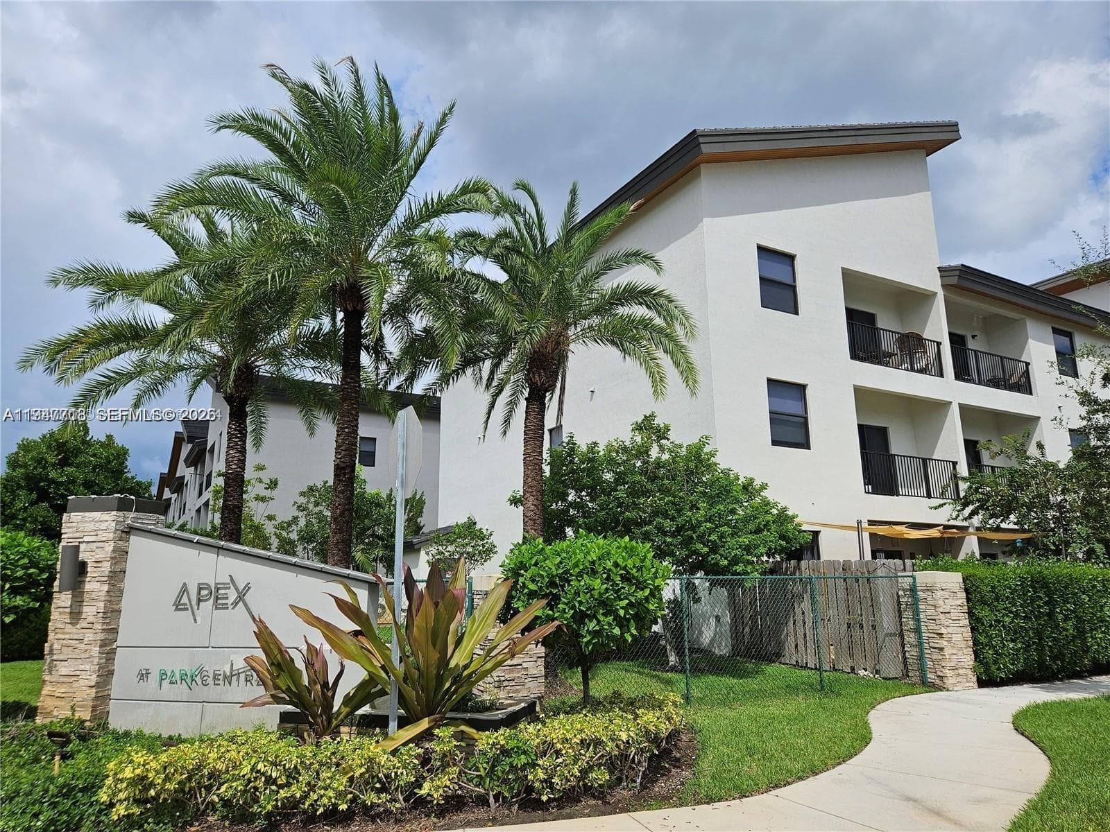 8151 NW 104th Ave # 34, Doral FL 33178
