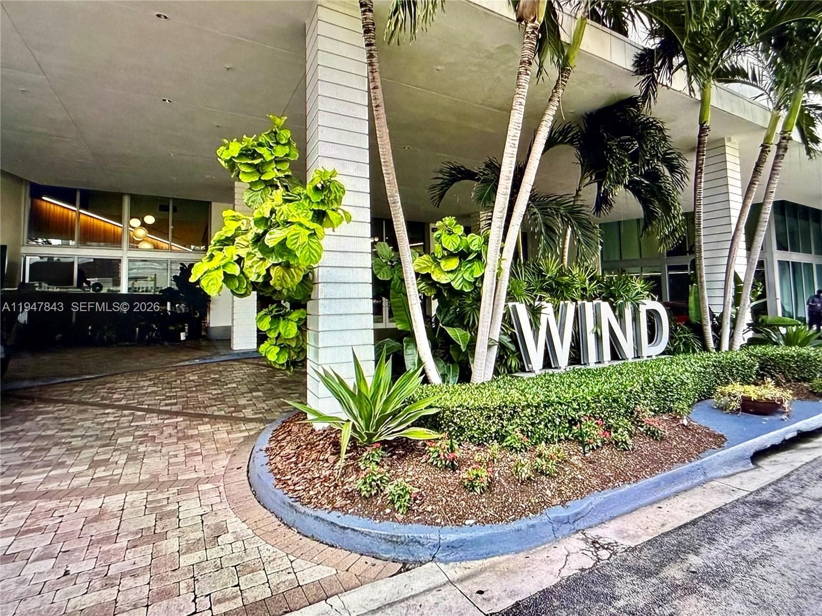 350 S Miami Ave # 3008, Miami FL 33130