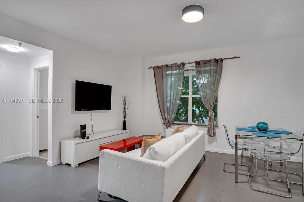 747 Michigan Ave # 201, Miami Beach FL 33139
