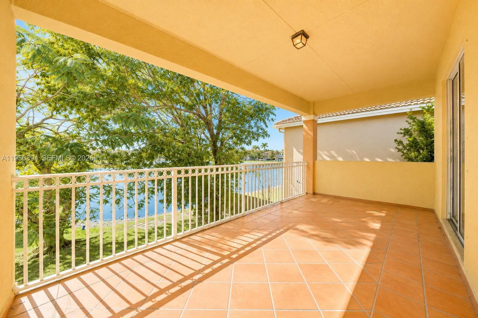 16062 SW 43rd Ter, Miami FL 33185