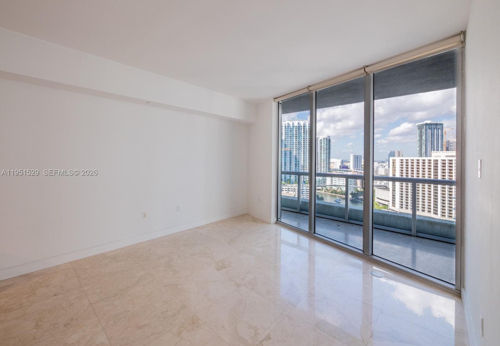 465 Brickell Ave # 2304, Miami FL 33131