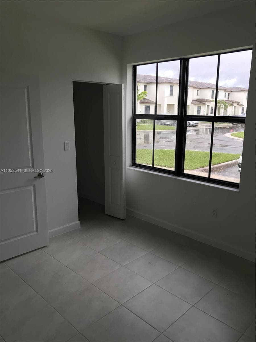 12989 SW 233rd Ter # 12989, Miami FL 33032
