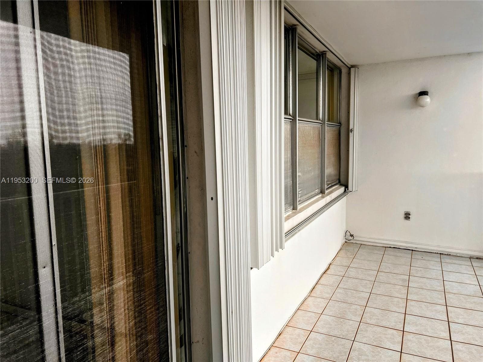 1300 NE Miami Gardens Dr # 1001E, Miami FL 33179