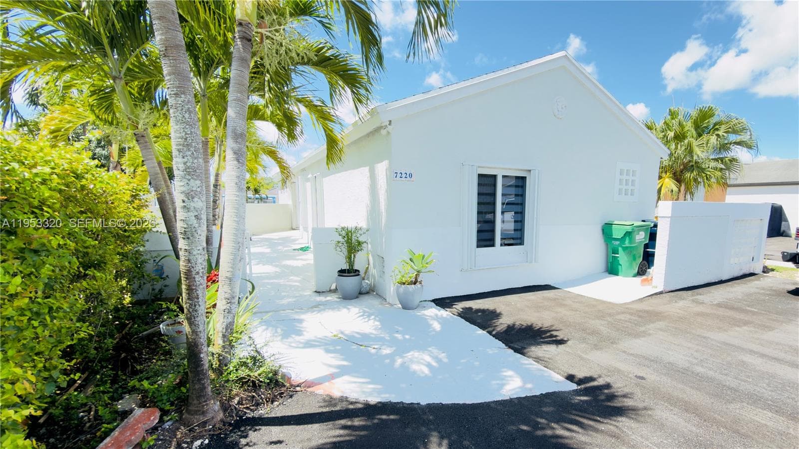 7220 SW 149th Ct, Miami FL 33193