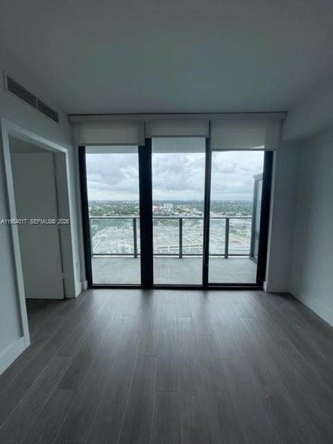 121 NE 34th St # 2110, Miami FL 33137
