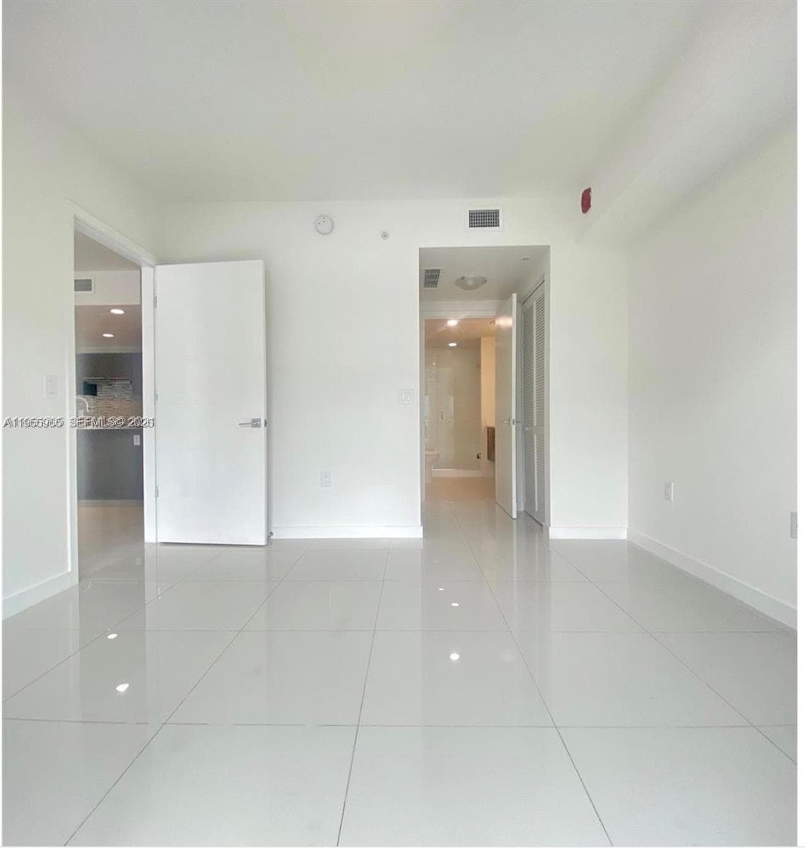 7661 NW 107th Ave # 407, Doral FL 33178