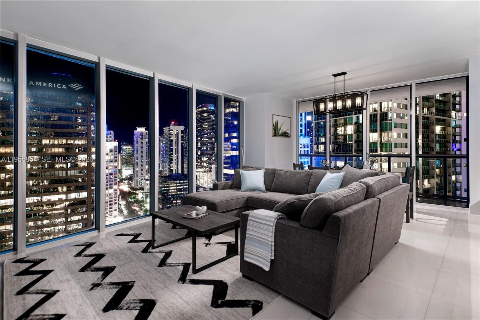 485 Brickell Ave # 3208, Miami FL 33131