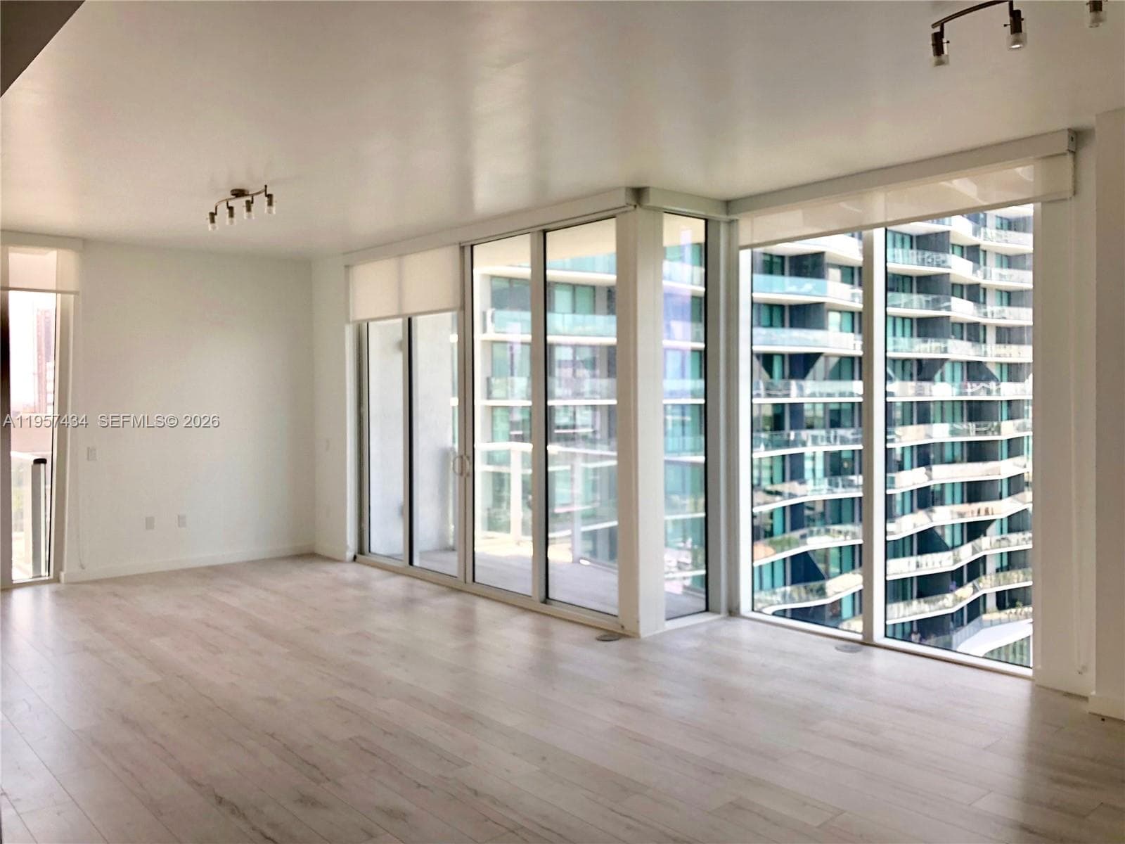601 NE 27TH ST # 801, Miami FL 33137