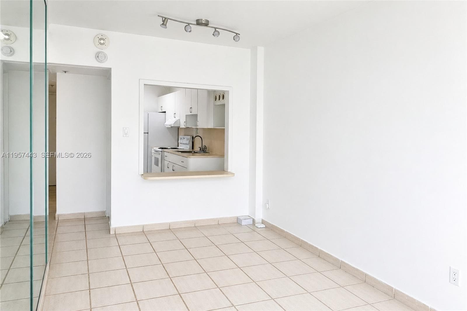 100 Lincoln Rd # 732, Miami Beach FL 33139