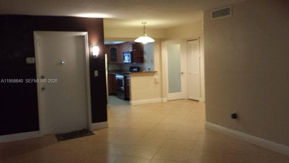7368 SW 82nd St # E113, Miami FL 33143