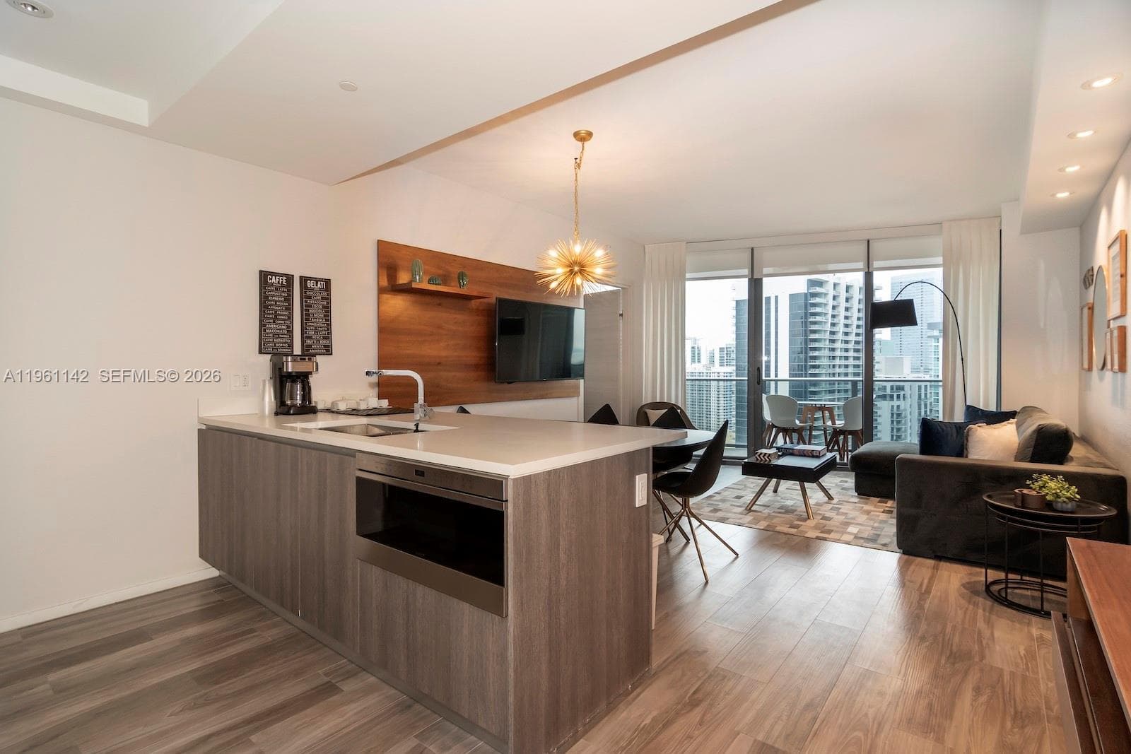 801 S Miami Ave # 3803, Miami FL 33130