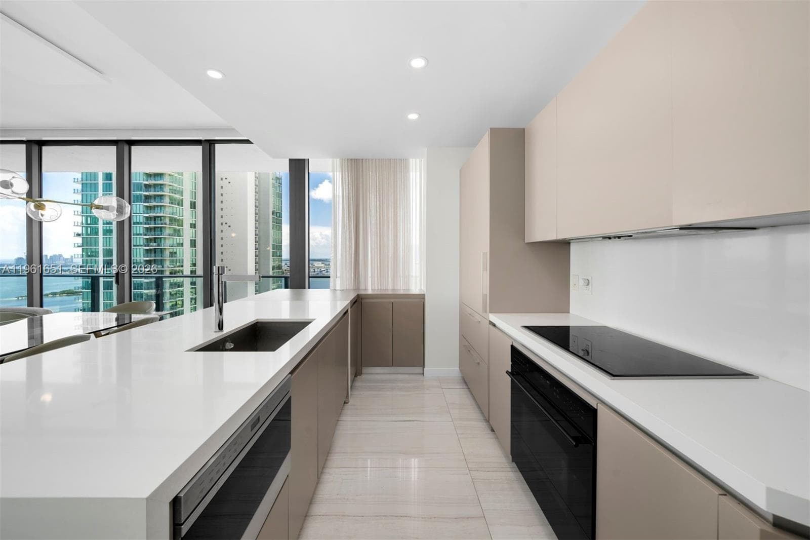 480 NE 31st St # 3401, Miami FL 33137