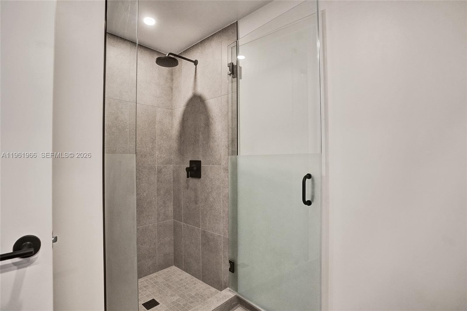 121 NE 5th Street # 1001B, Miami FL 33132