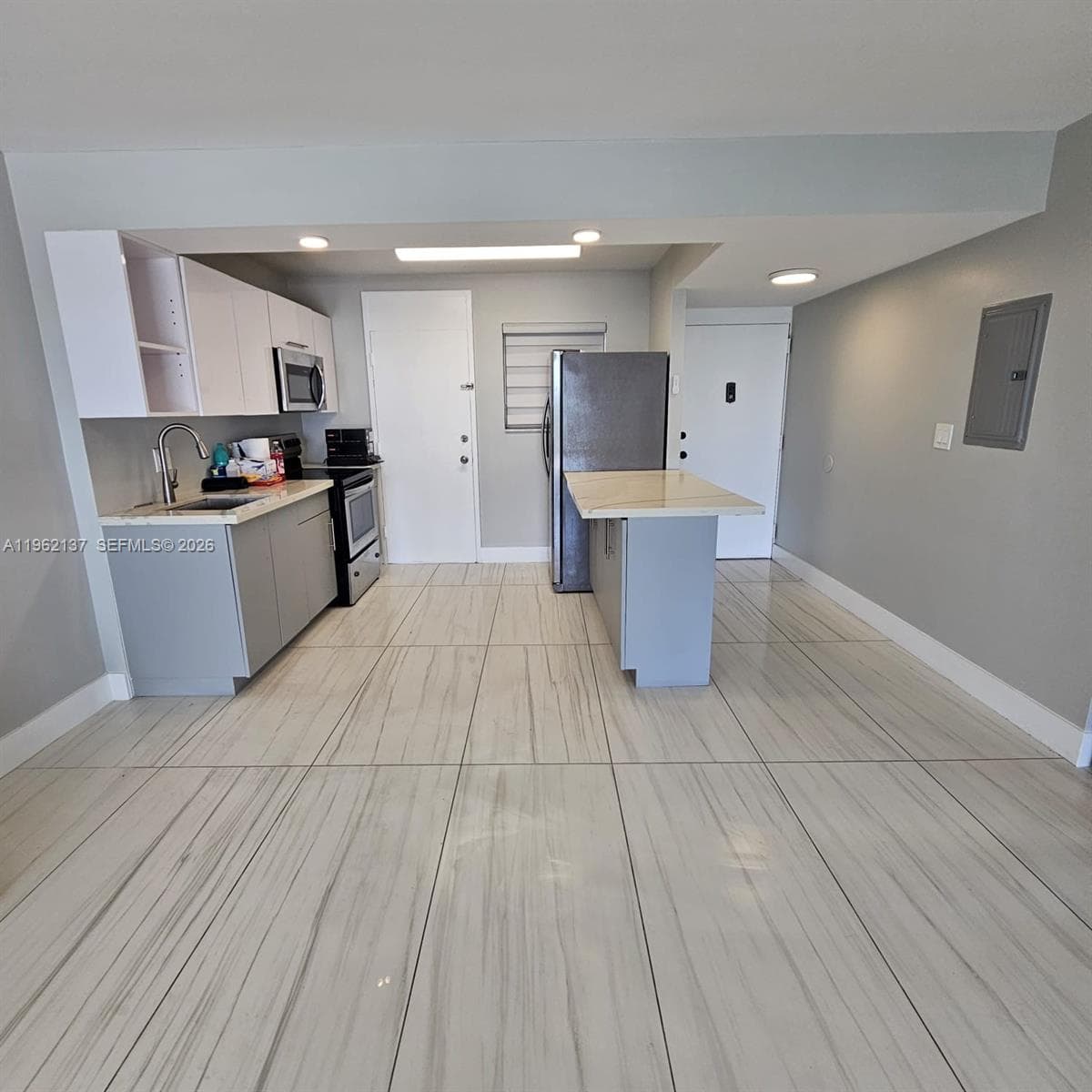 15600 NW 7th Ave # 703, Miami FL 33169