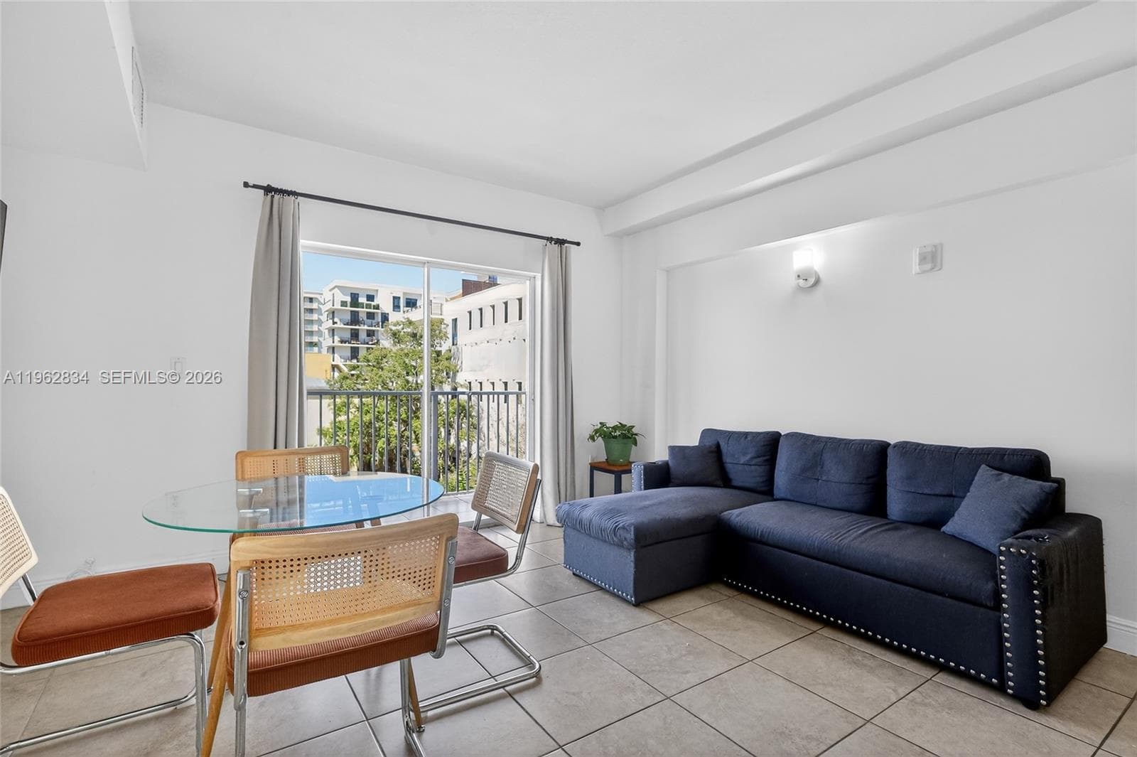 134 SW 7th Ave # 404, Miami FL 33130