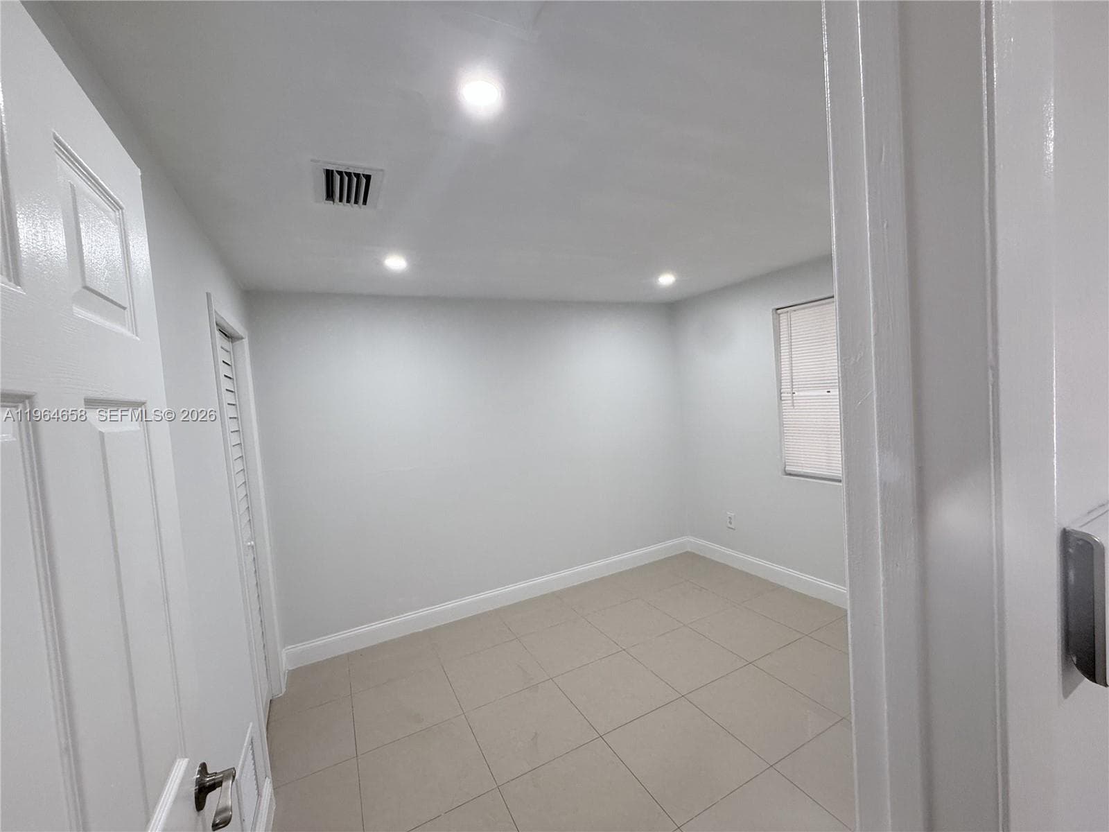6829 SW 25th St, Miami FL 33155