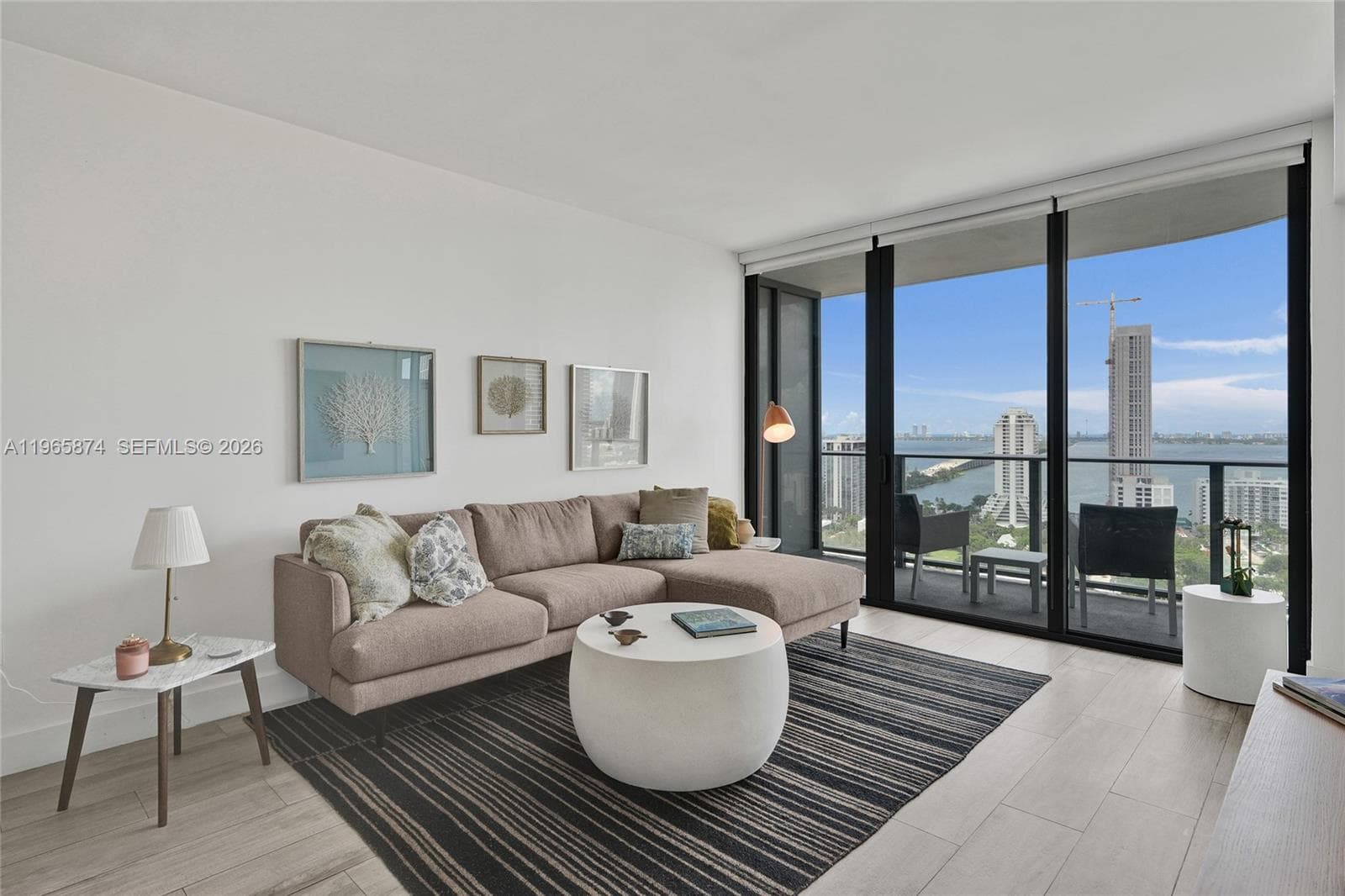 121 NE 34th St # 2205, Miami FL 33137