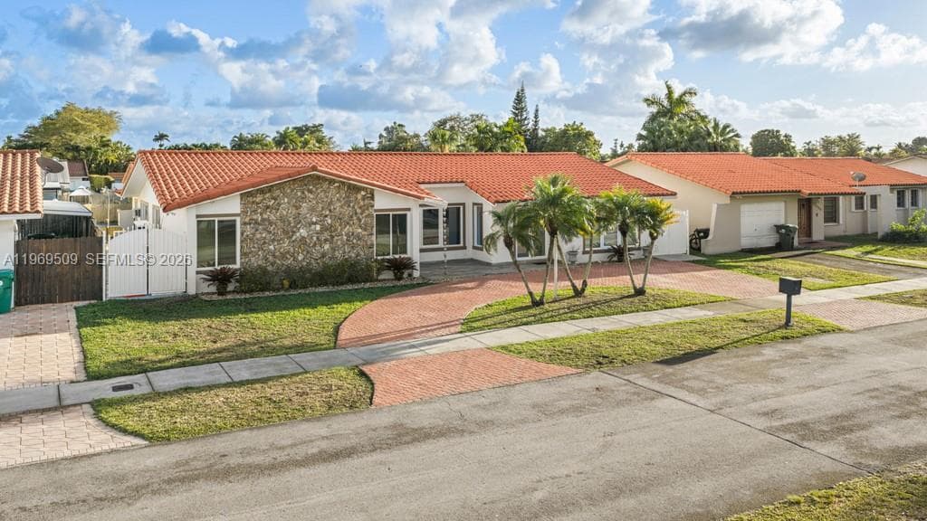 13170 SW 20th St, Miami FL 33175